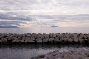 Nápoles, Lungomare Caracciolo | Vista de Capri